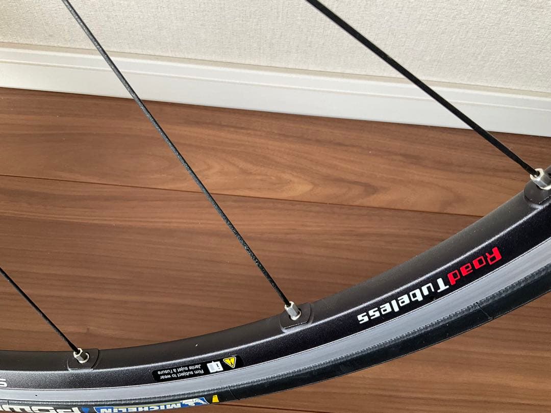 シマノ アルテグラWH-6700 2WAYフロントのみ