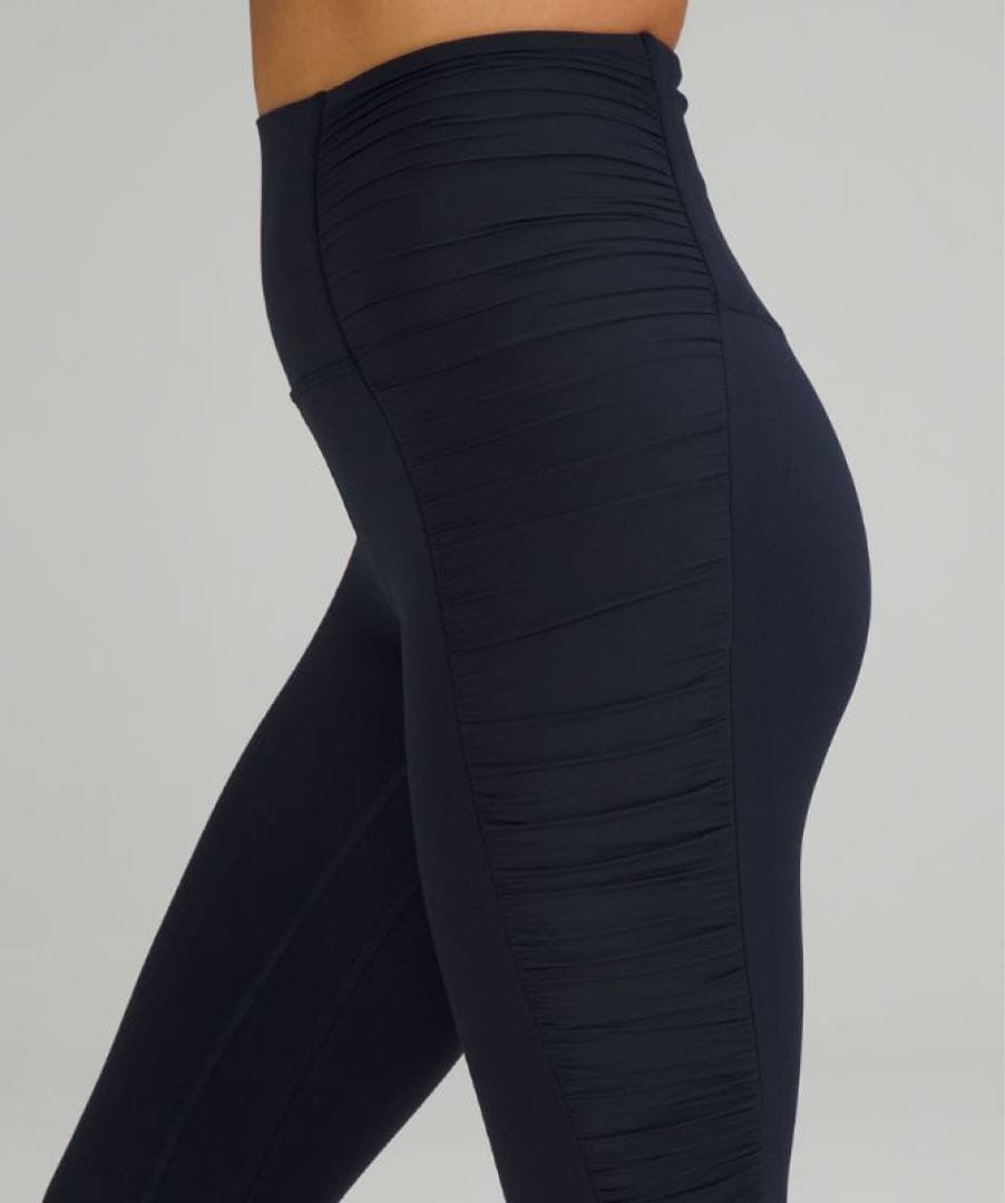 新品タグ付き　ルルレモン　アラインパンツ　アジアフィットXSサイズ