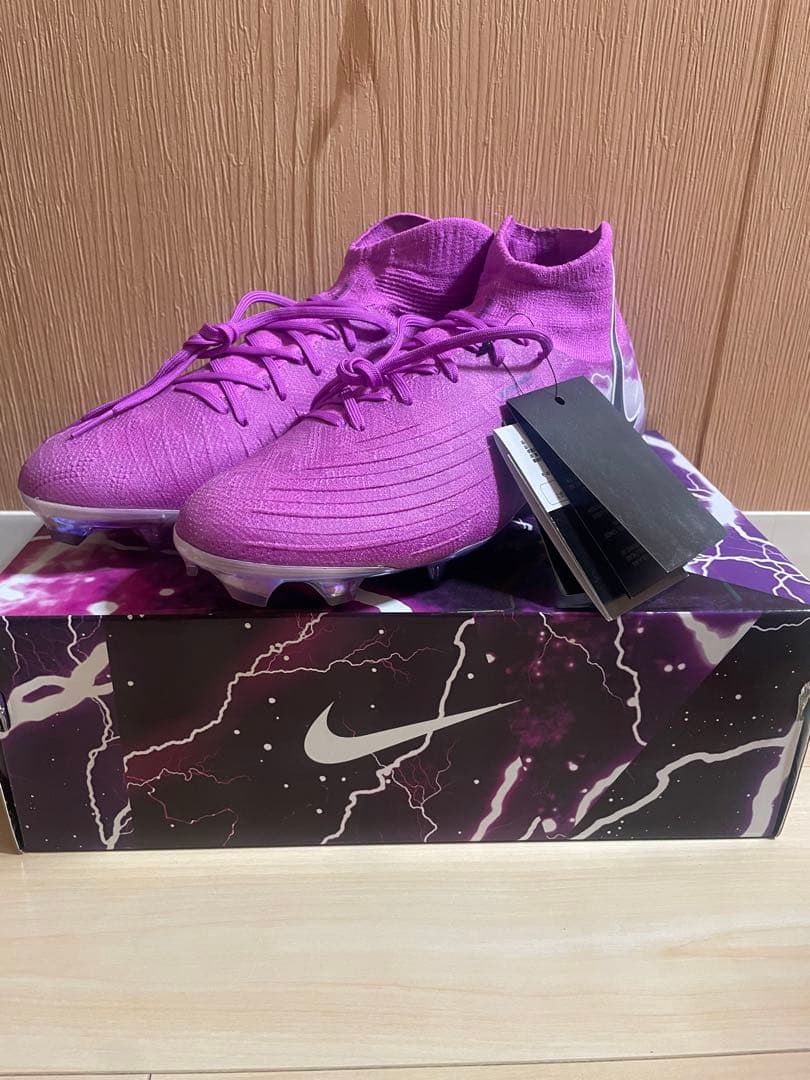 Nike Phantom Luna サッカーシューズ 限定カラー