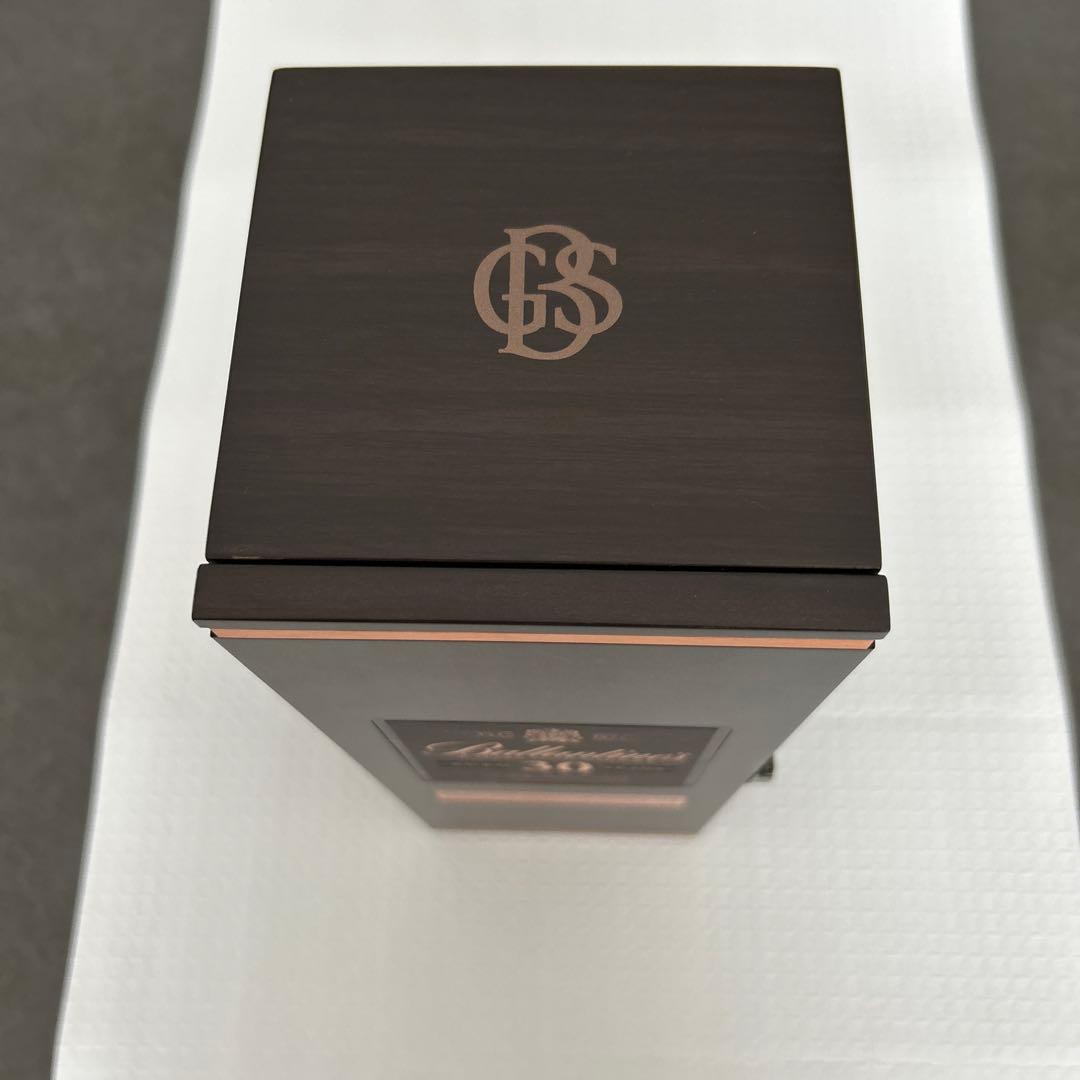 バランタイン 30年 スコッチウイスキー 700ml 正規品 箱付 未開封