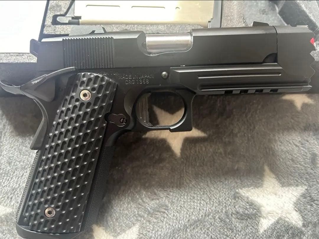 STRIKE WARRIOR 45 ハンドガン