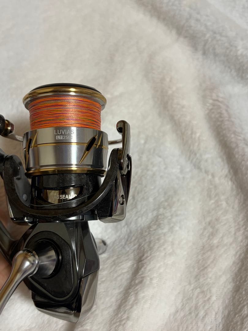 LUVIAS LT2500スピニングリール 美品