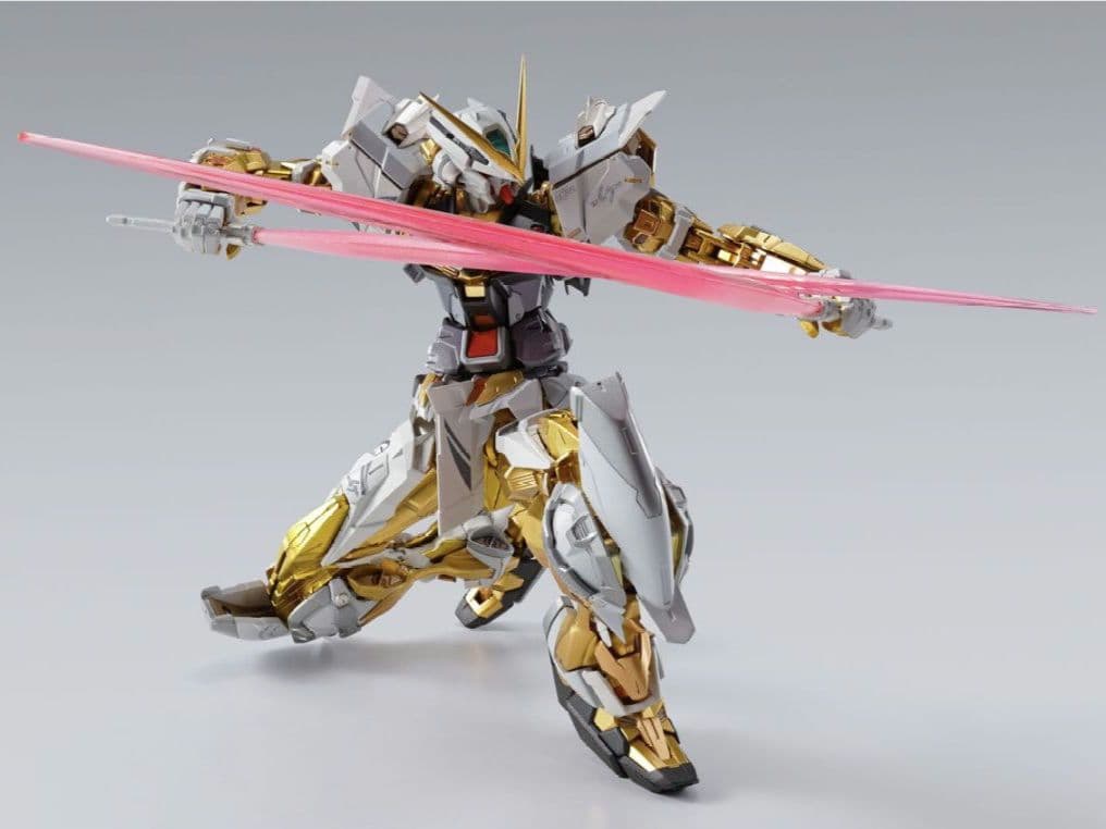 メタルビルド ガンダムアストレイゴールドフレーム & ライトニングストライカー