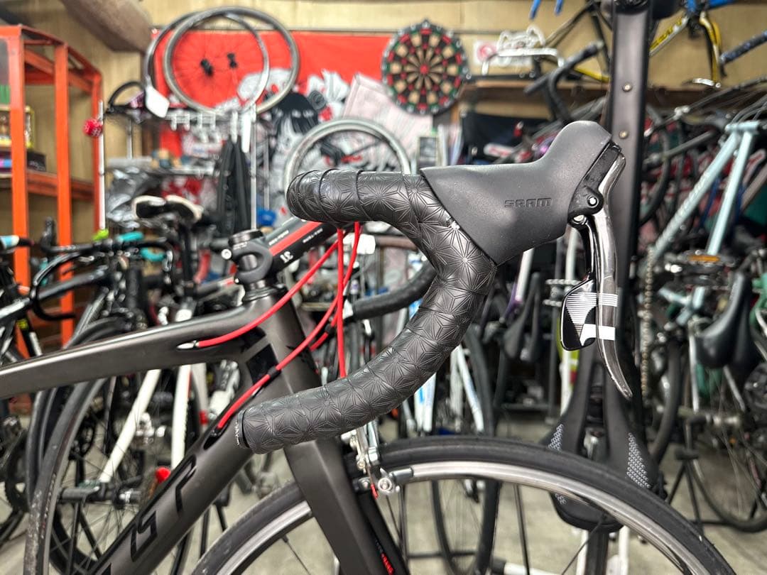 フルカーボン激レア車フェルト FELT Z1基本分解発送送料無料！完成車配送も！