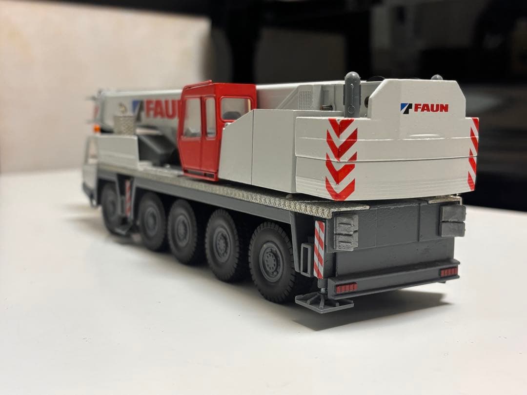 CONRAD 1/50 TADANO FAUN ATF 100-5クレーン