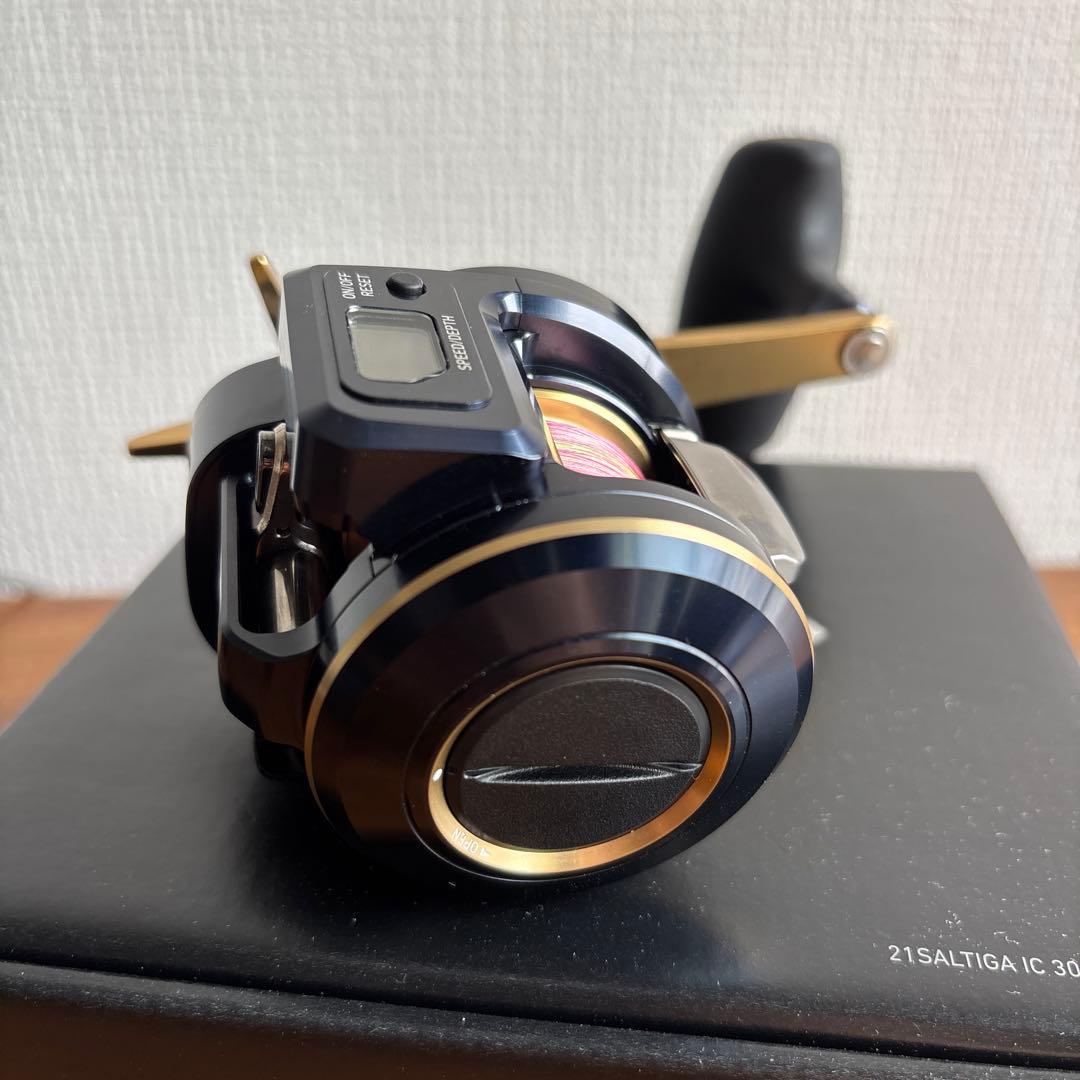 SALTIGA IC 300H-SJ ベイトリール