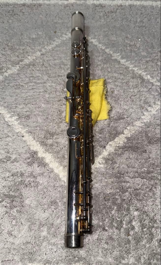 頭部管銀製 ヤマハフルート YFL311 Eメカ搭載 シルバー ケース付き