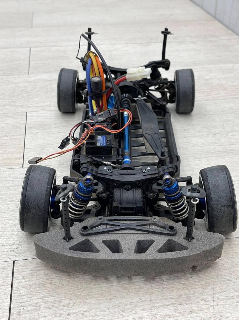 ヨコモ ドリフトパッケージ 4WD シャーシ KOプロポ セドリック 充電器