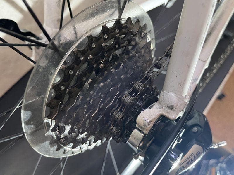 GIANT ESCAPE R3 クロスバイク sizeM　ホワイトカラー