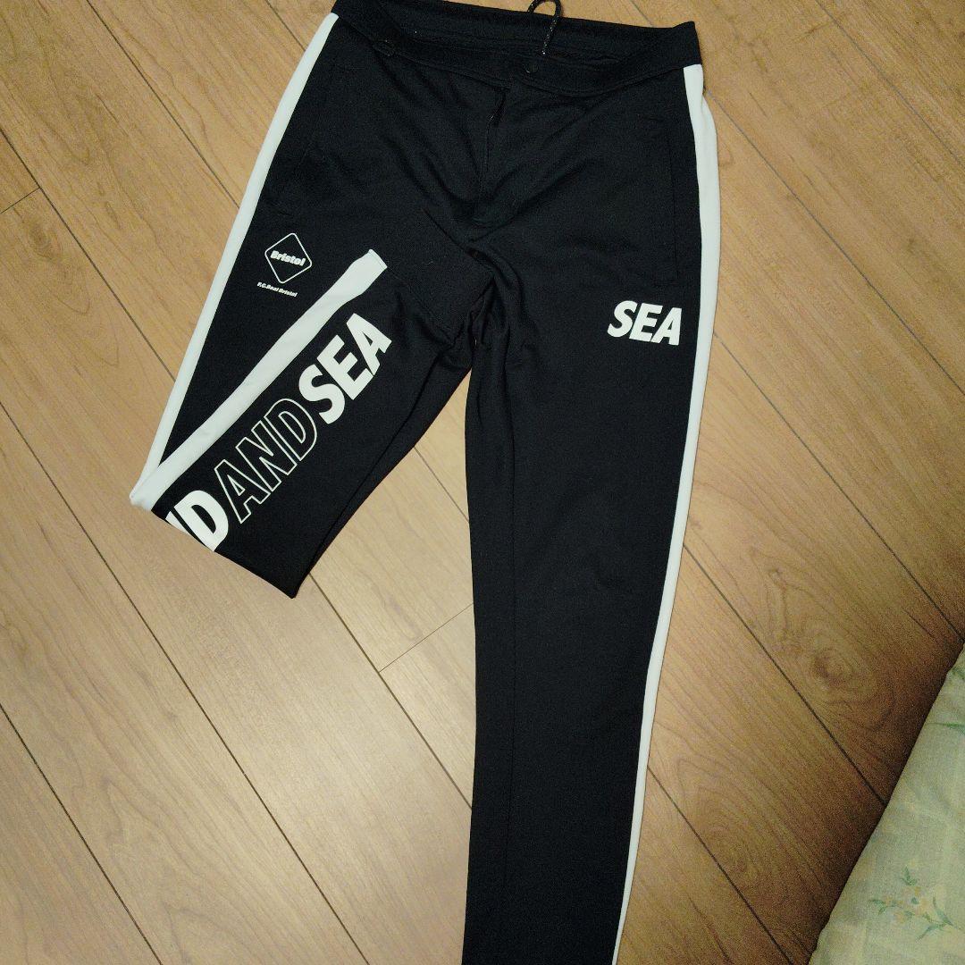 FCRB WIND AND SEA コラボセットアップ