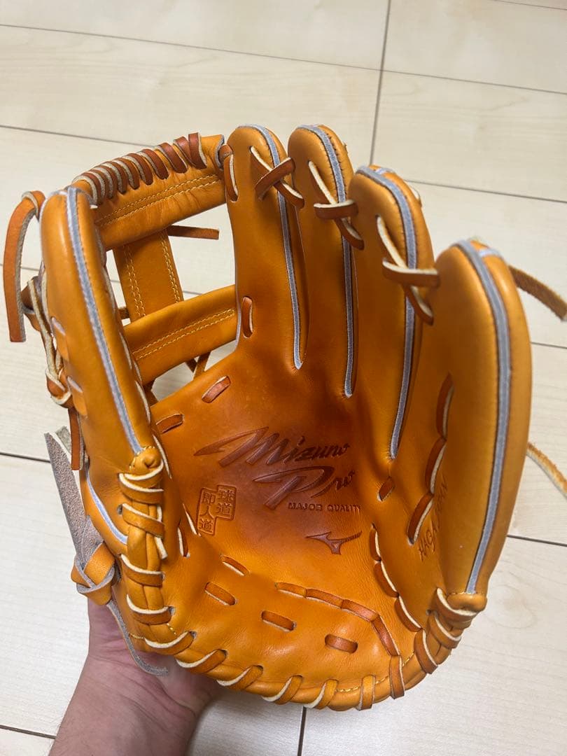 Mizuno Pro 硬式用グローブ MM型　球道即人道