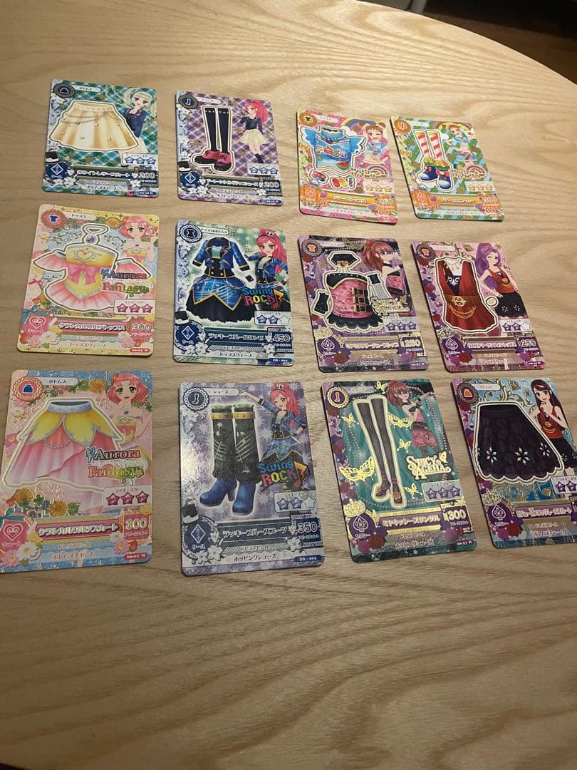 【まとめ売り】アイカツカード120枚＋アイカツカードケース