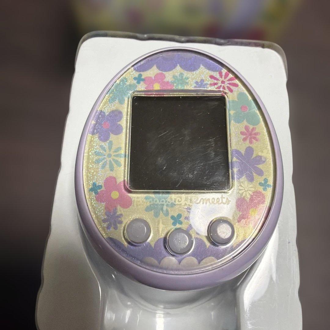 BANDAI たまごっちみーつ パステルミーツ ストラップ付き