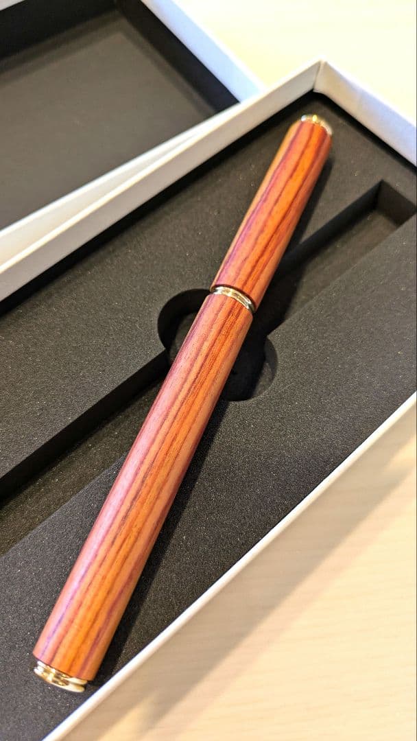 木軸ペン　一句　チューリップウッド　極上ツートン　ローラーボールペン