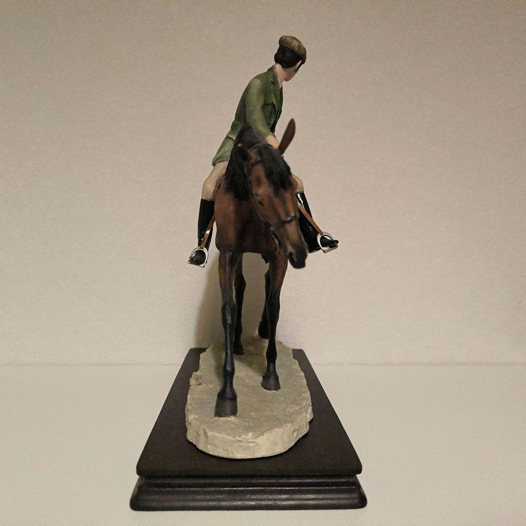 BORDER FINE ARTS 馬と騎手の置物