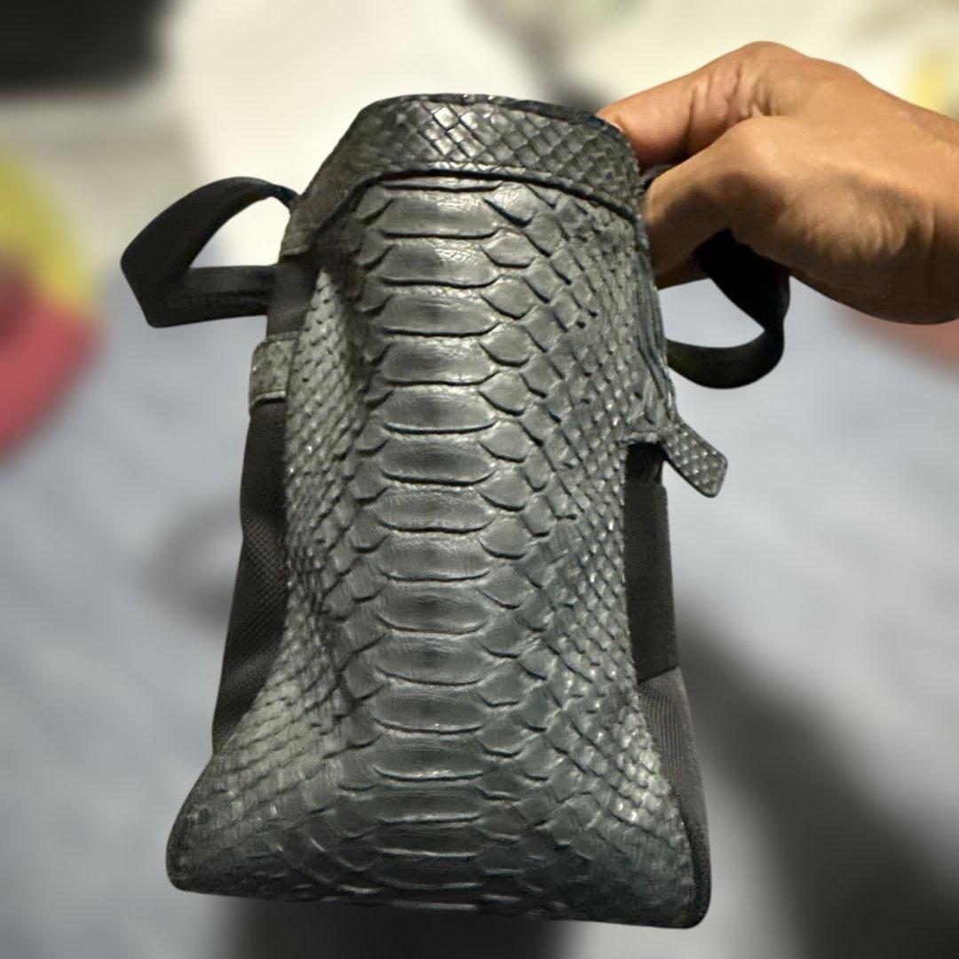 BRIEFING カートトートバック パイソンレザー