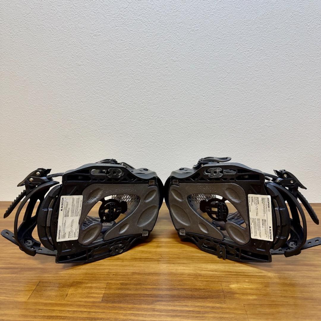 BURTON ESCAPADE　EST Mサイズ　バートン　エスカペード