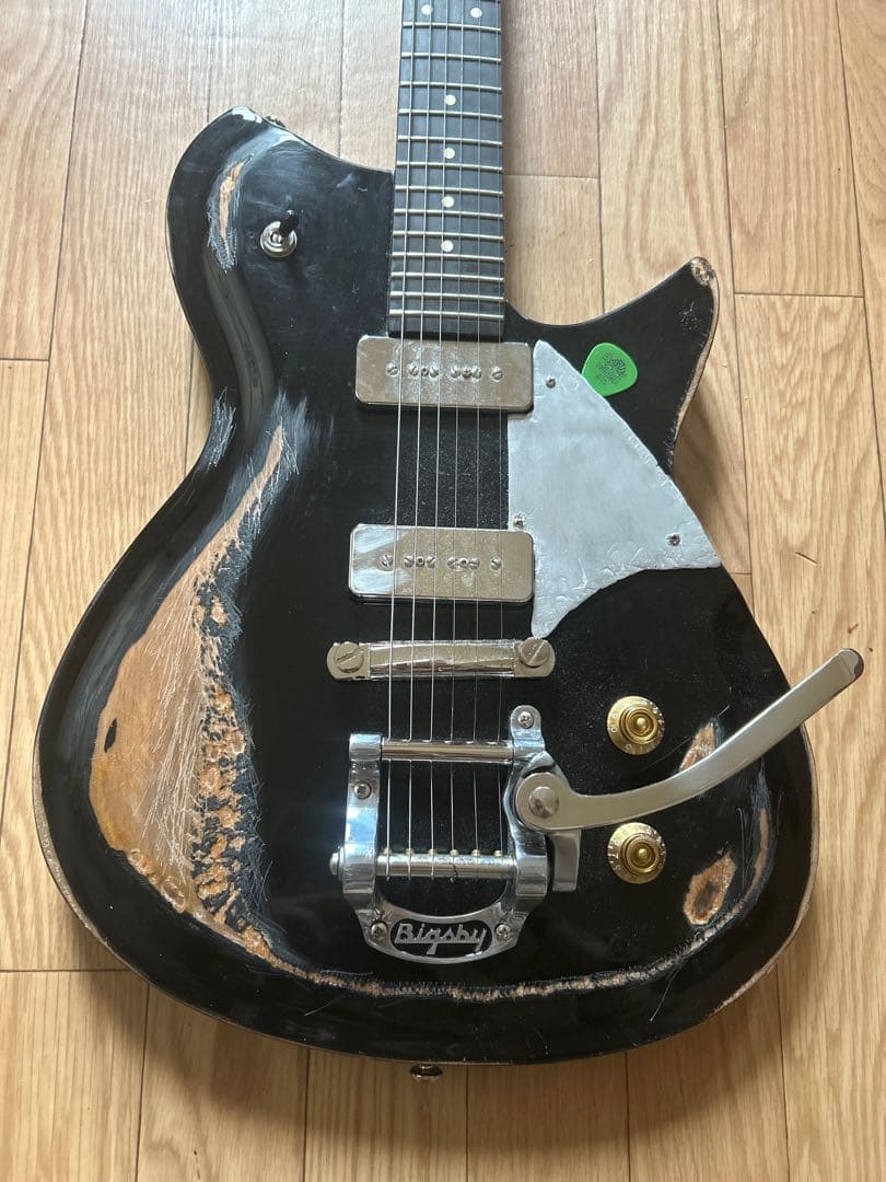 Rivolta Fano XVII エレキギター レリックあり 常田大