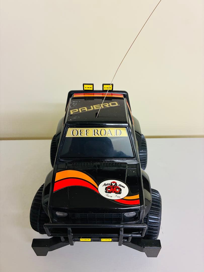 ニッコー　トリッキーパジェロ　ラジコン、ウィリー、片車走行。