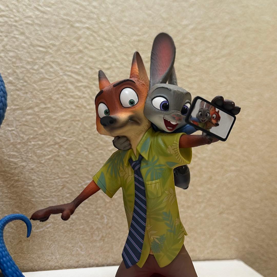 ズートピア happyくじ ポスターフィギュア A賞