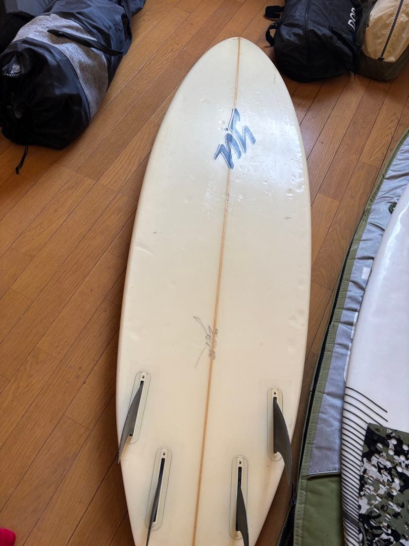 ショートボード y.u.クアッド