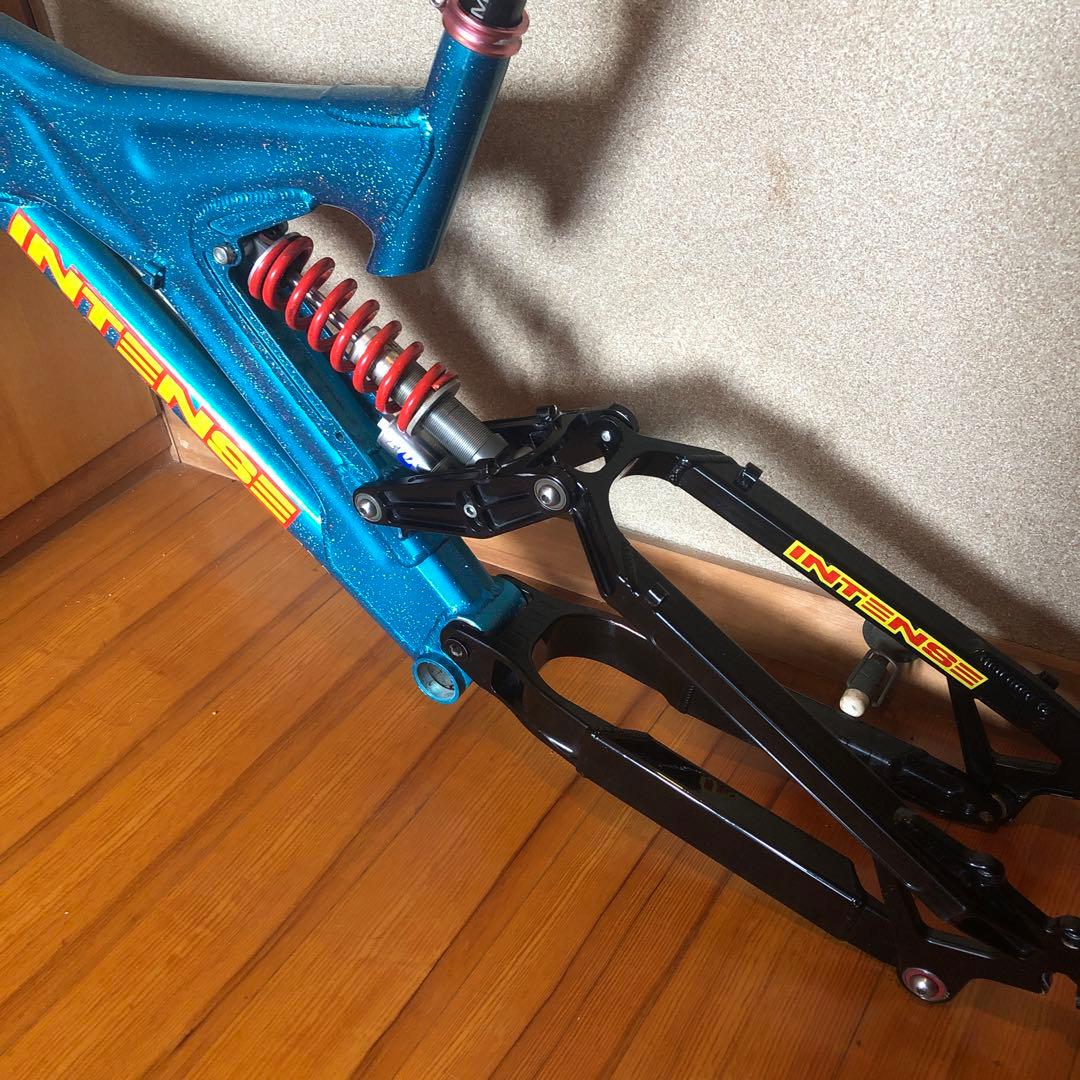 INTENSE M-1フレーム　26インチ