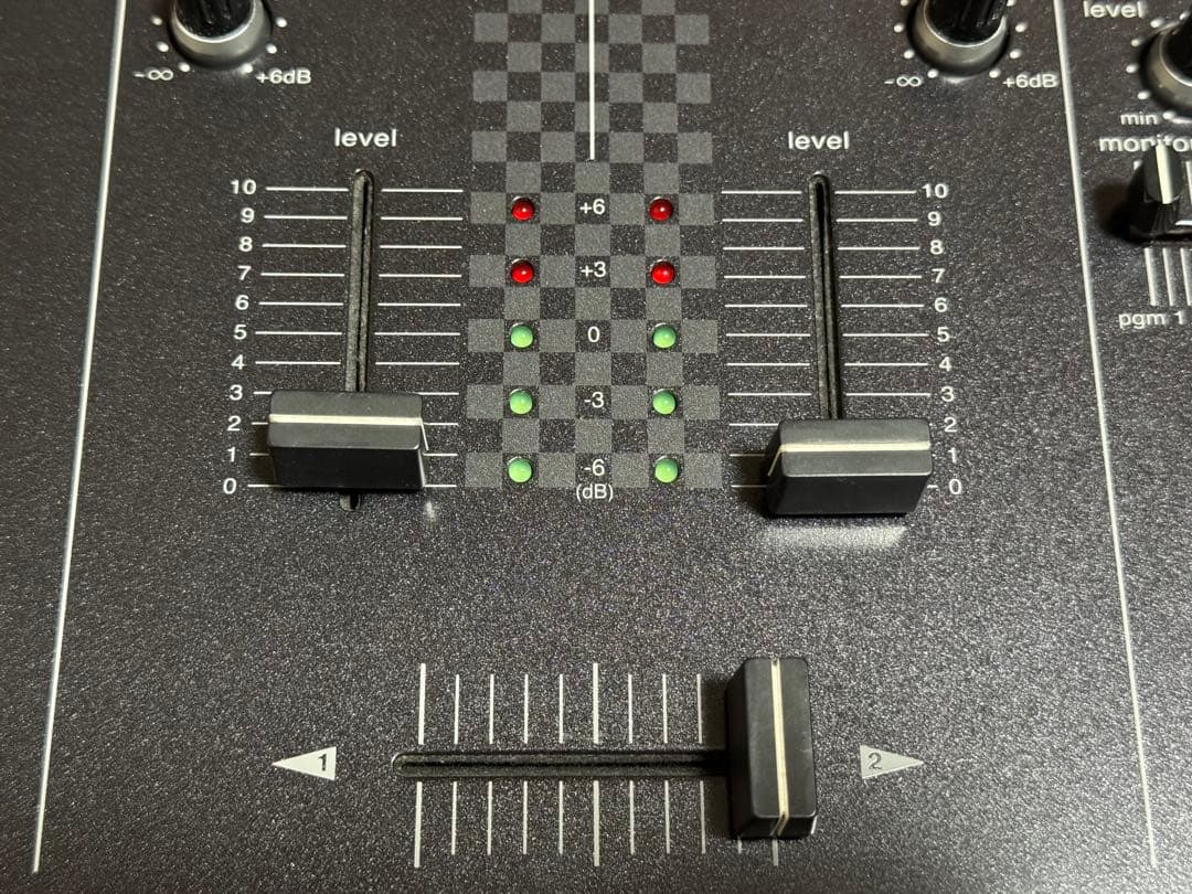 Vestax VMC-002XLu DJミキサー ベスタクス