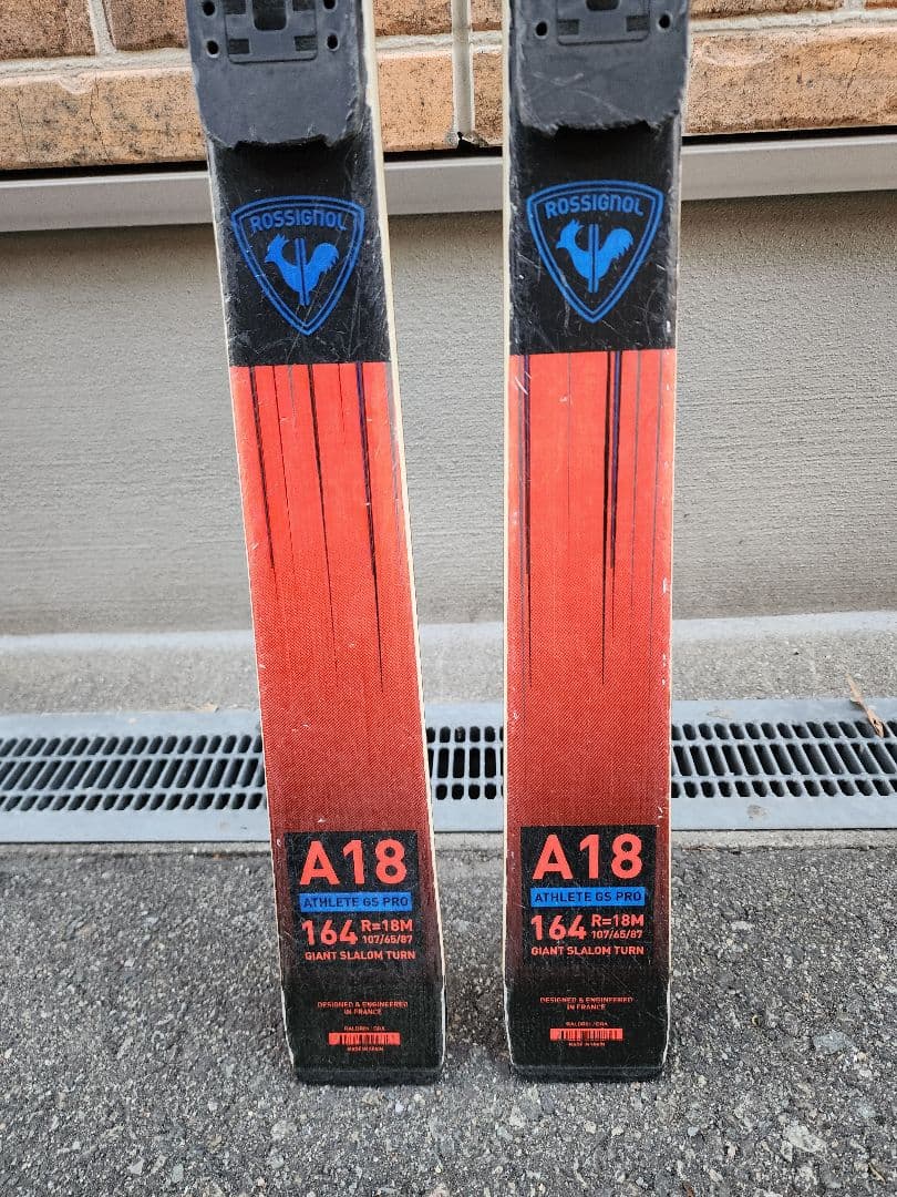 ロシニョールHERO ATHLETE PRO 164cm R18　プレート付き