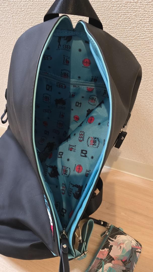 初音ミクリュックサック、ポーチ、フィギュア