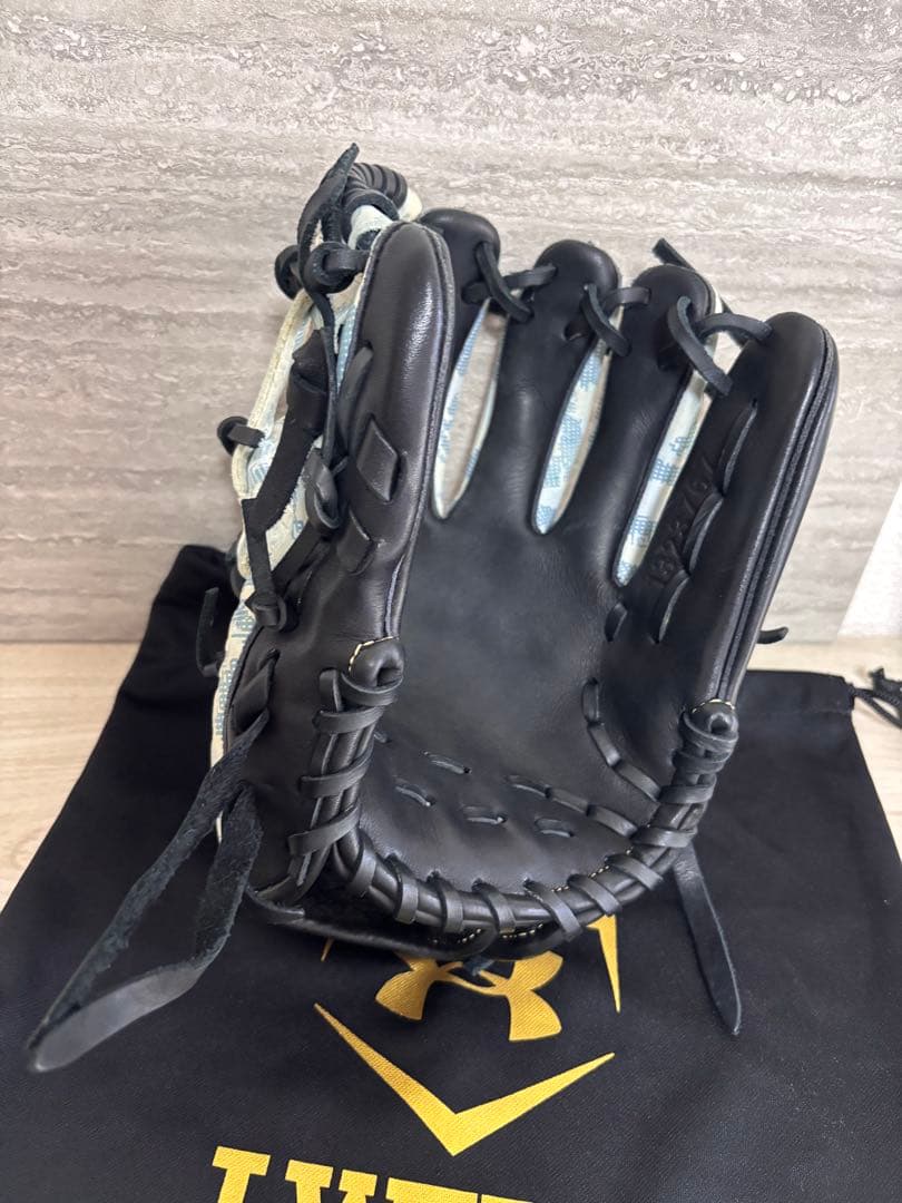 アンダーアーマー✨Under Armour 迷彩 軟式袋付き　カモフラ