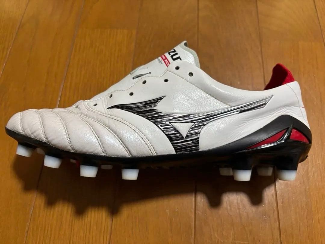 【値下げ】Mizuno モレリアネオ4 25.0cm