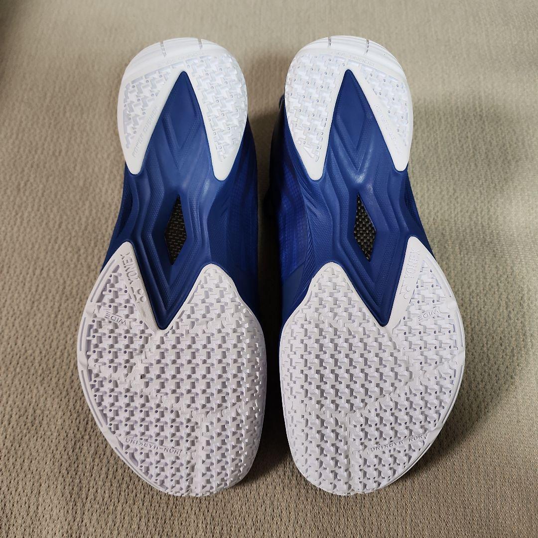 YONEX バドミントンシューズ エアラスワイド z 27.5センチ