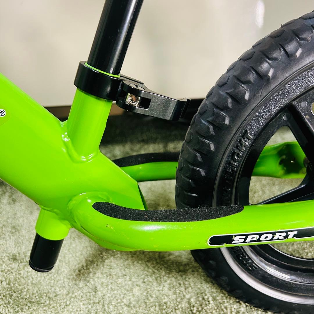 【状態良好】STRIDER スポーツ バランスバイク 12インチ グリーン