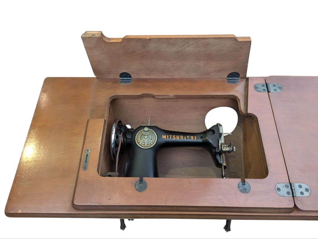 アンティークミシン 足踏みミシン　三菱製 MITUBISHI ミシン