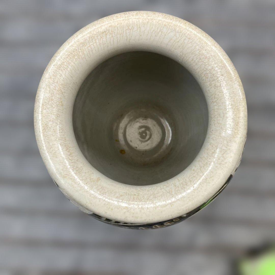 魚のモチーフ 陶器花瓶.壺