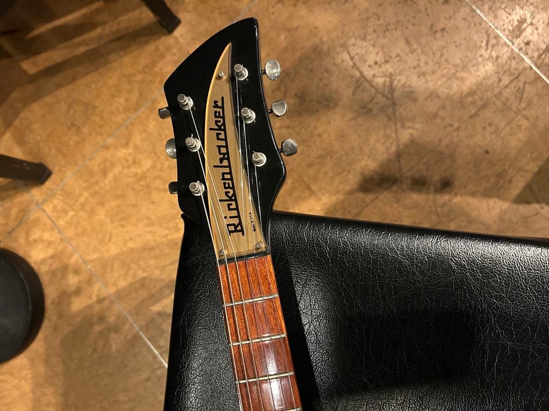 【1996年製】Rickenbacker 325