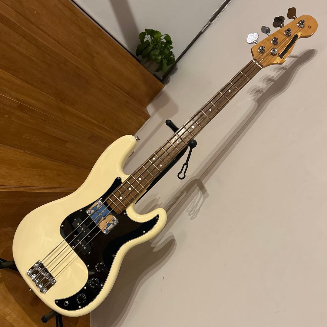 プレシジョンベース　ビリー・シーン風