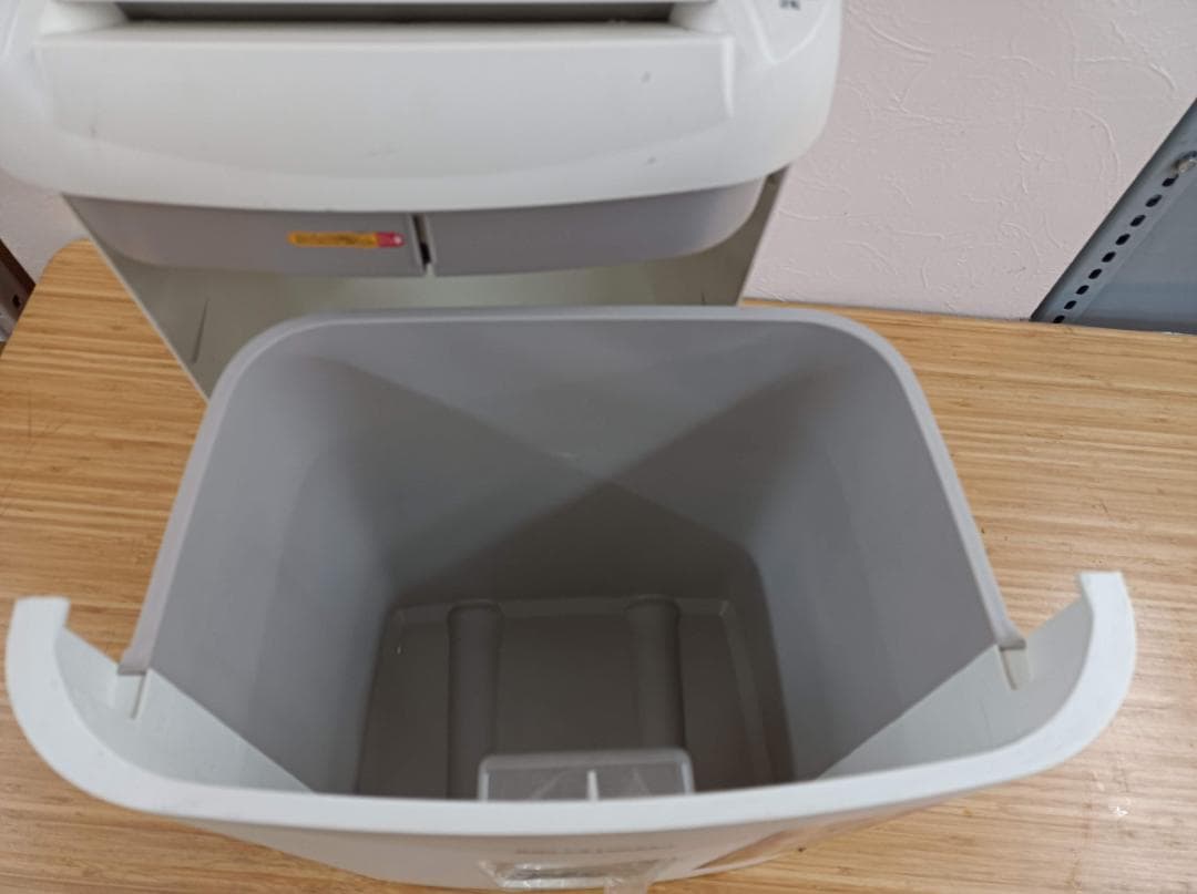 都《LFJSQ》アイリスオーヤマ　オフィス　シュレッダー　OF12M