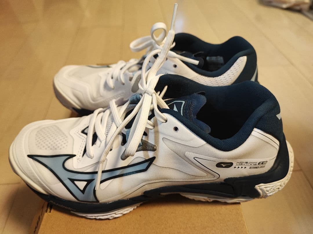 m*x様 mizuno MZライトニングZ8 WN ホワイト 23.5