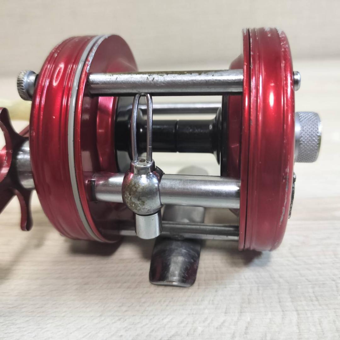 ☆ABU GARCIA アブ アンバサダー 5000 4ネジ　ビンテージリール