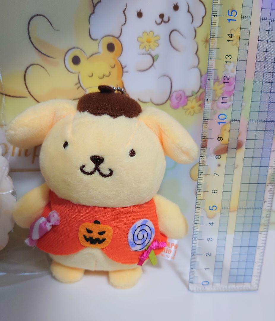 ポムポムプリン　ぬいぐるみ　マスコット　バッジ