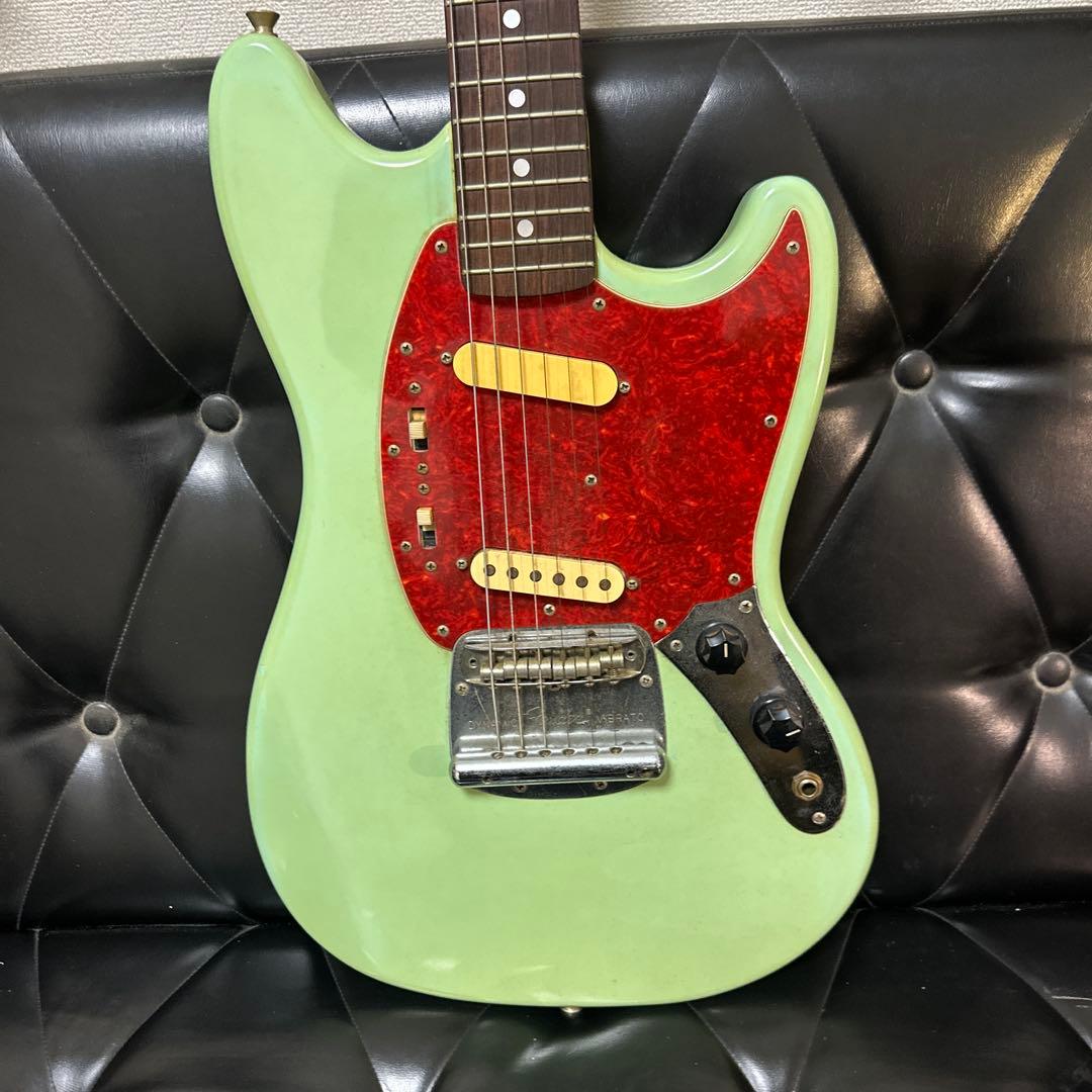 ギター Fender Mustang