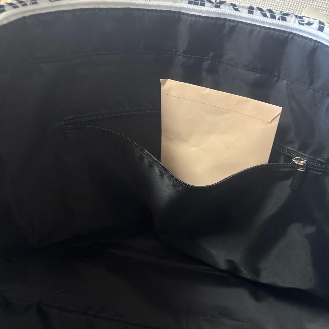 トートバッグ 白と紺のパターン キャンバス