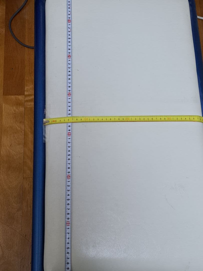 パイプチェアー