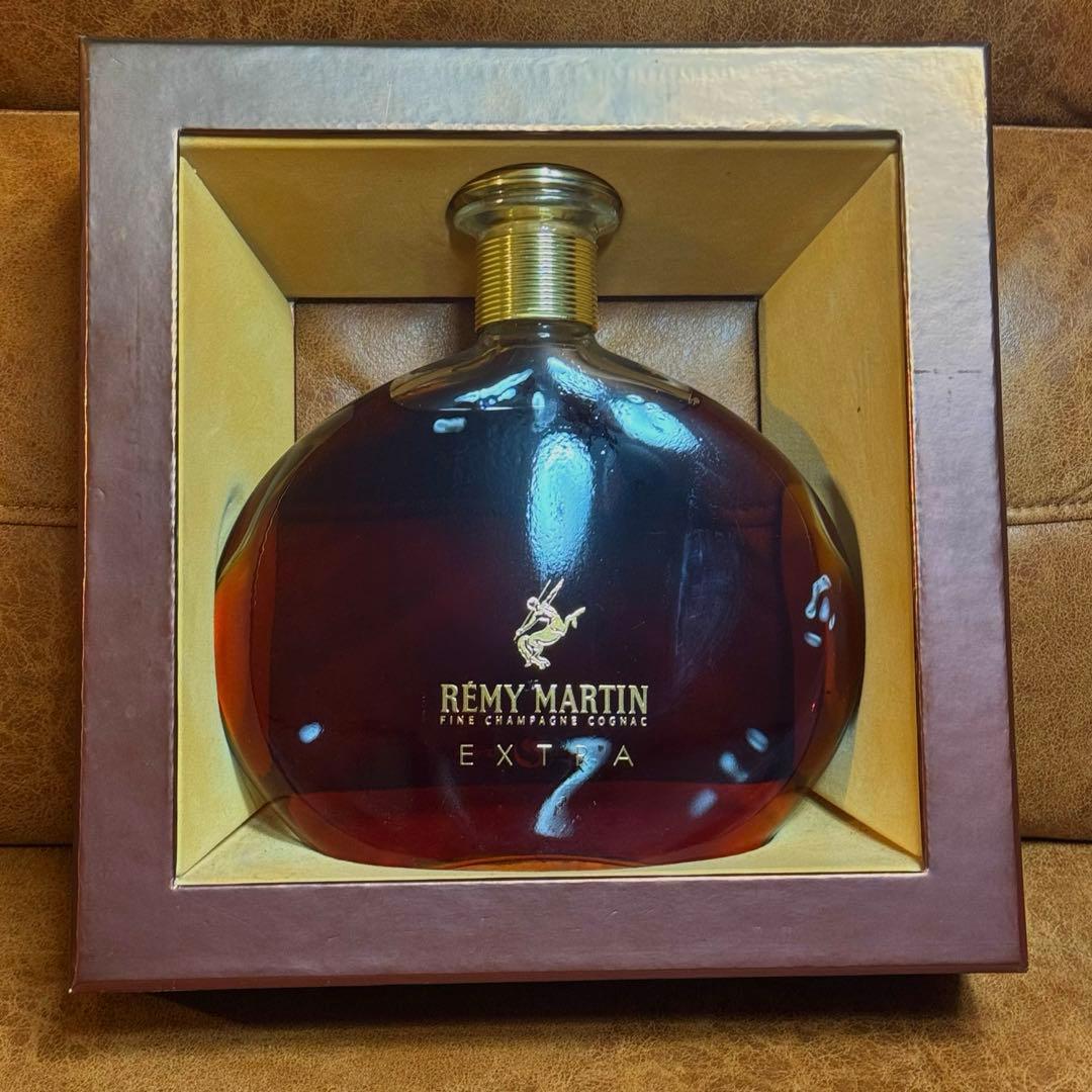 古酒 新品・未開封　REMY MARTIN EXTRA コニャック 700ml