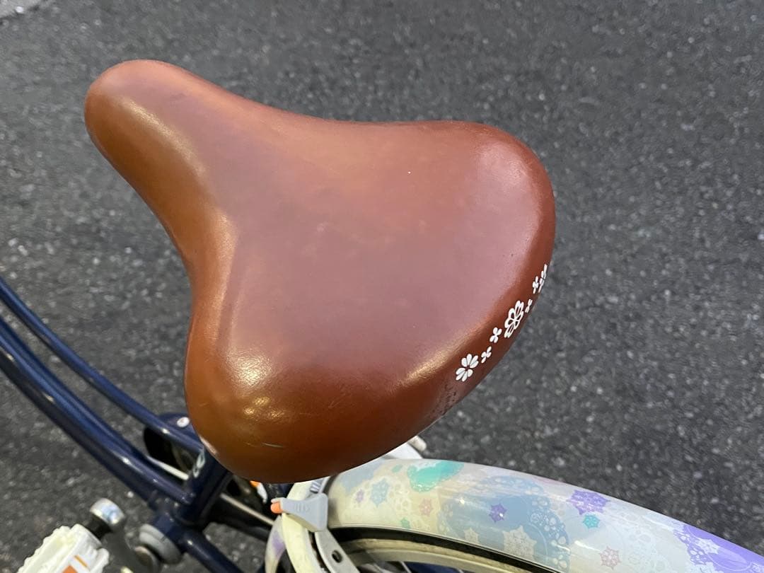 と*ち様 〓中古美品ブリヂストン女の子自転車〓リコリーナ24インチ★ブルー※配達