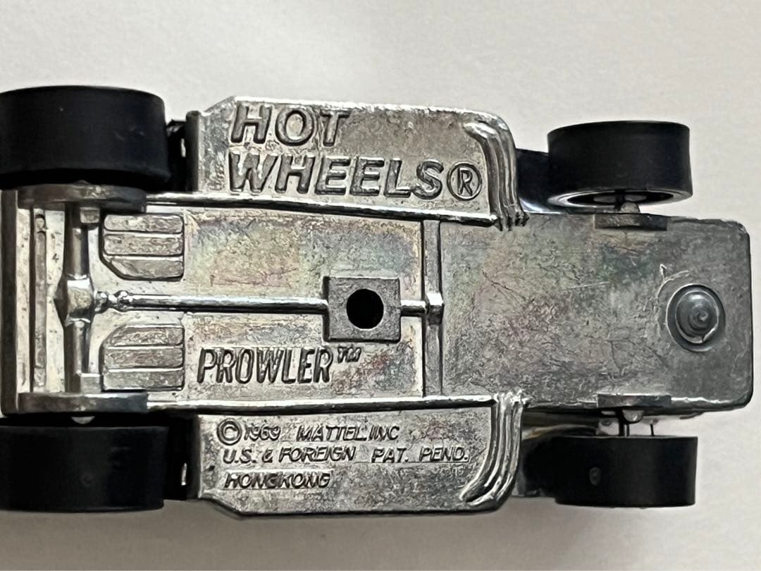 HOT WHEELS ミニカー　セミアンティーク1969年、1973年初期モデル