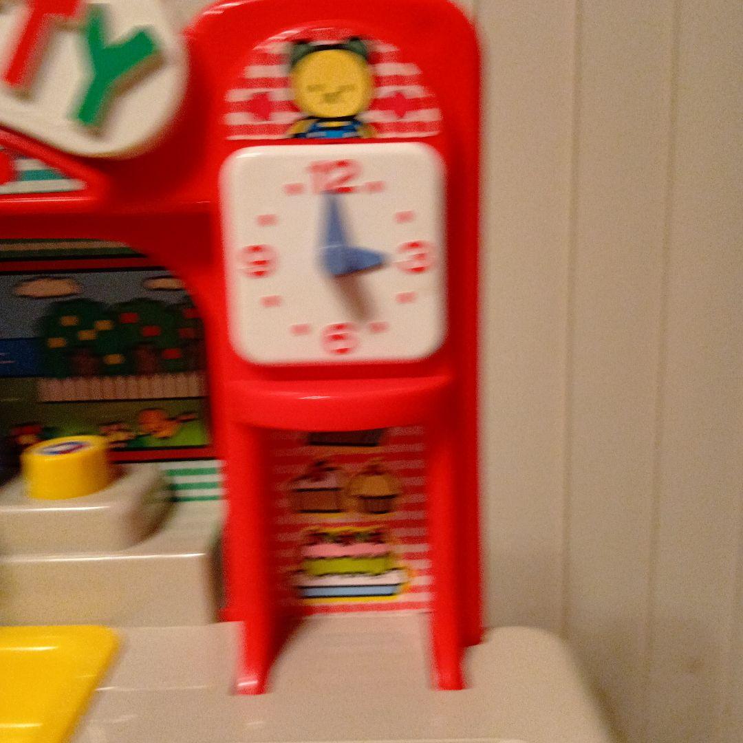 ハローキティ　初代　ままごとトントン　ママキッチン　送料込み。