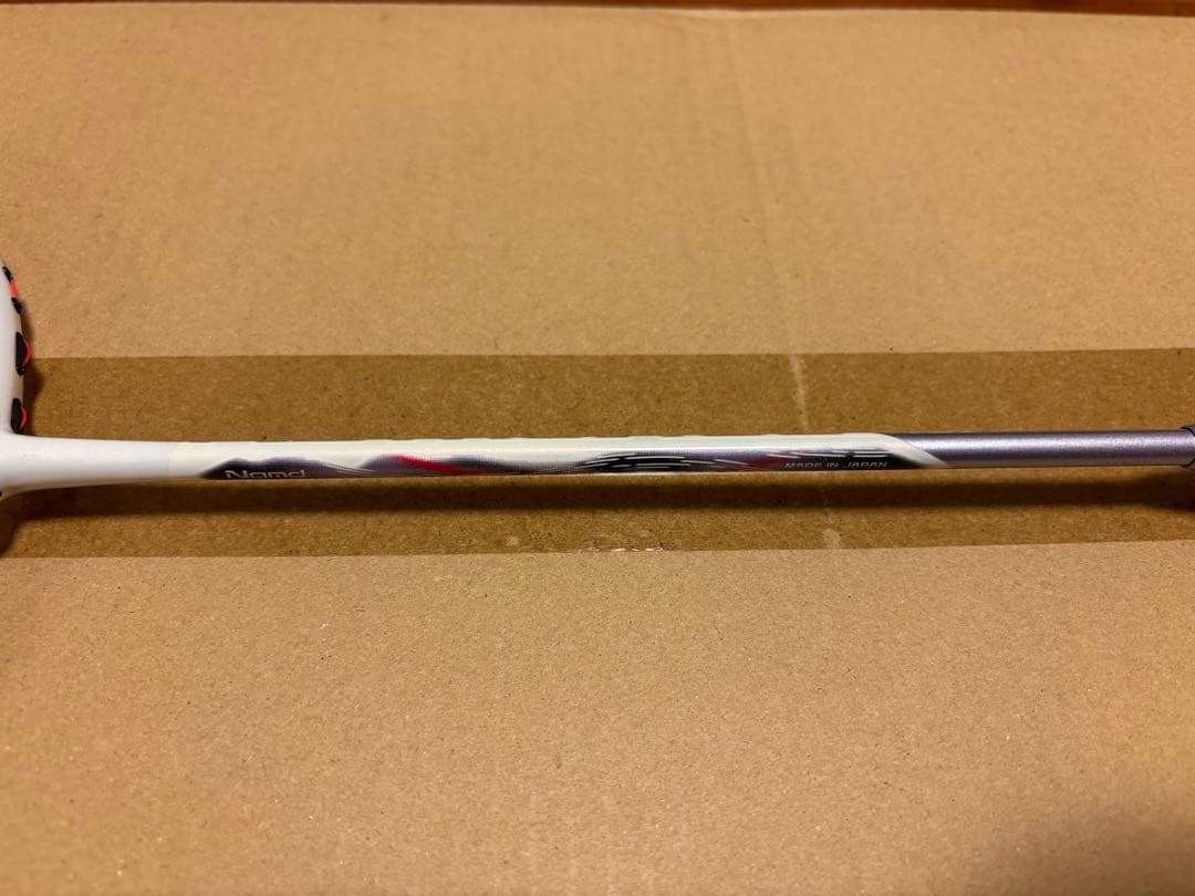 バドミントンラケット ヨネックスアストロクス66 4UG5