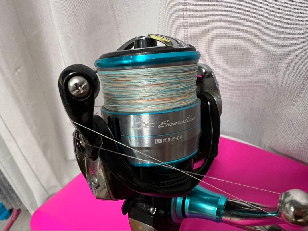 エメラルダスリール エギングリール